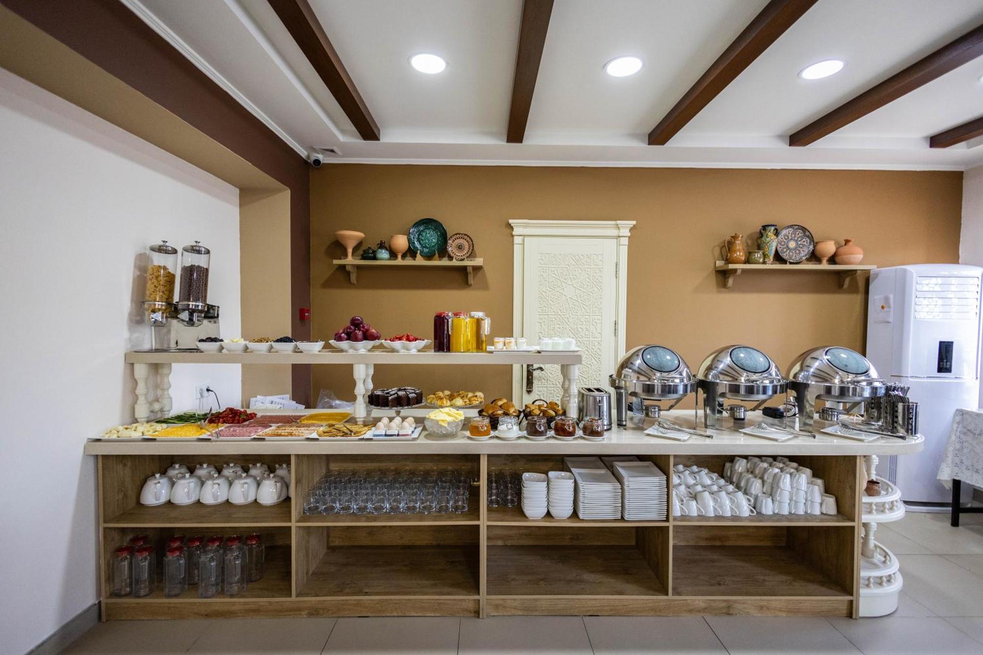 Khan Hotel Самарканд Екстериор снимка