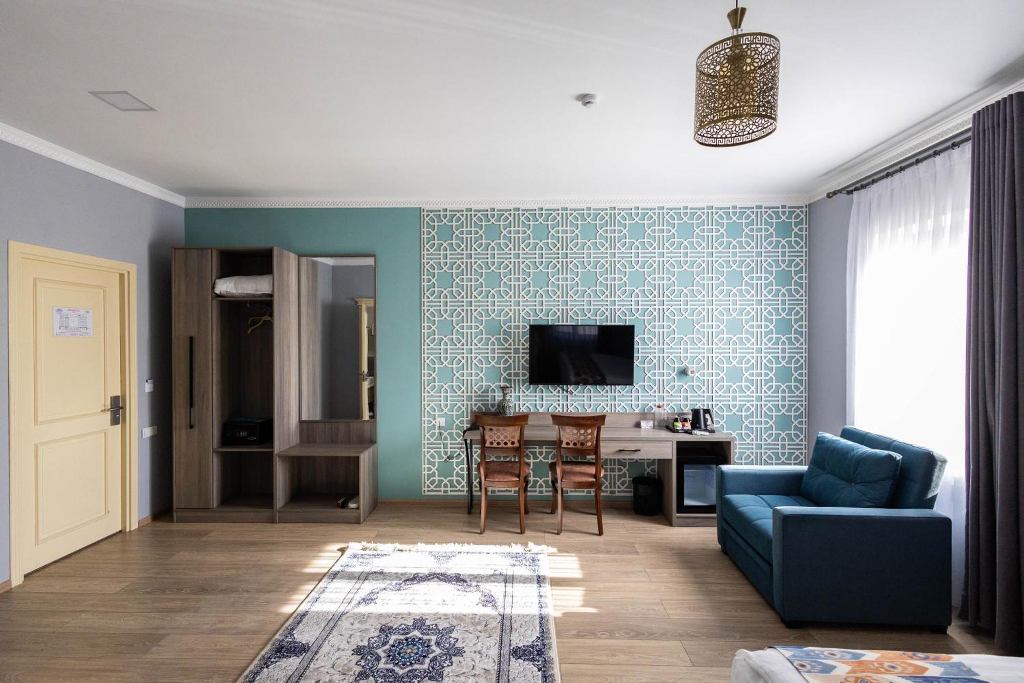 Khan Hotel Самарканд Стая снимка