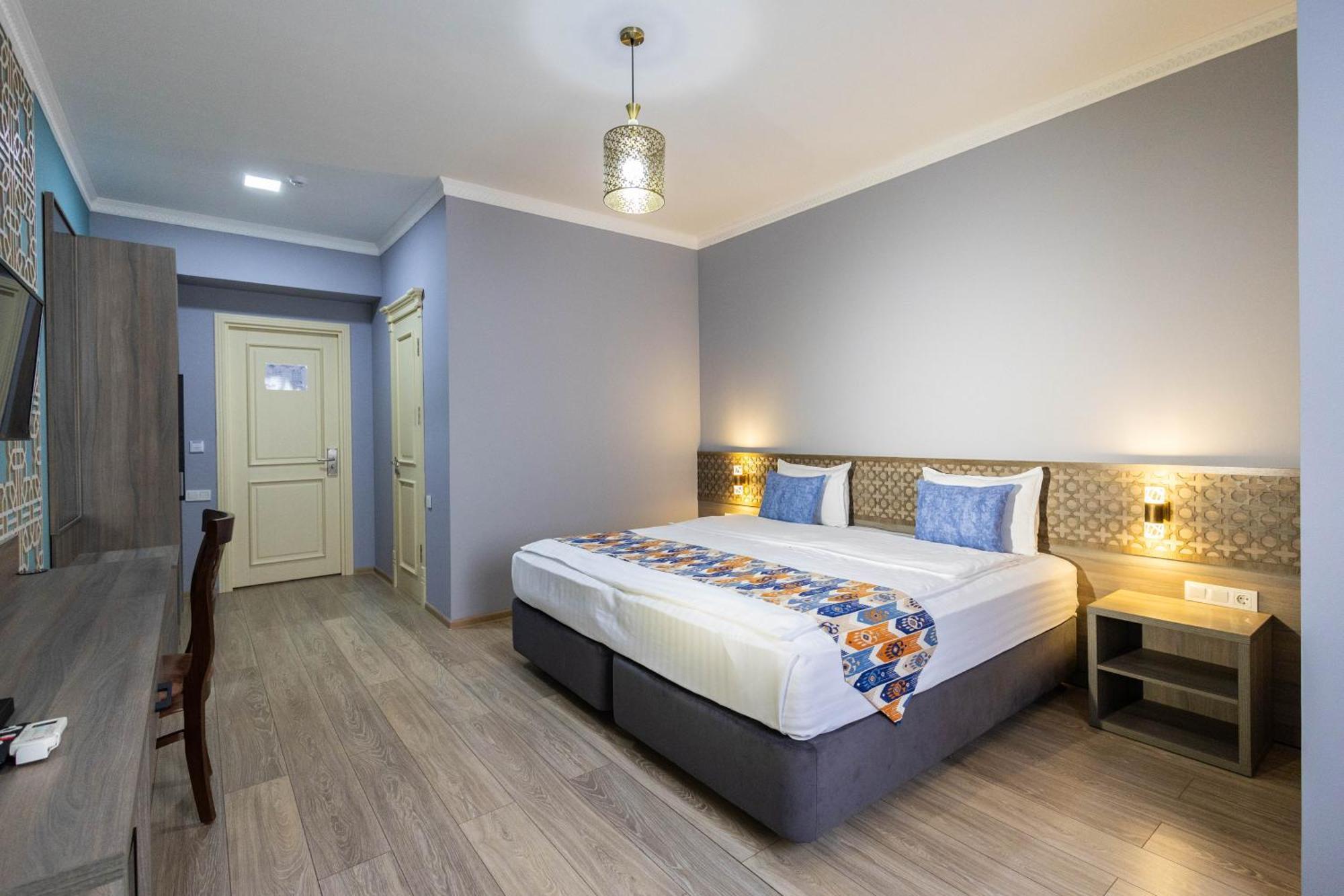 Khan Hotel Самарканд Екстериор снимка